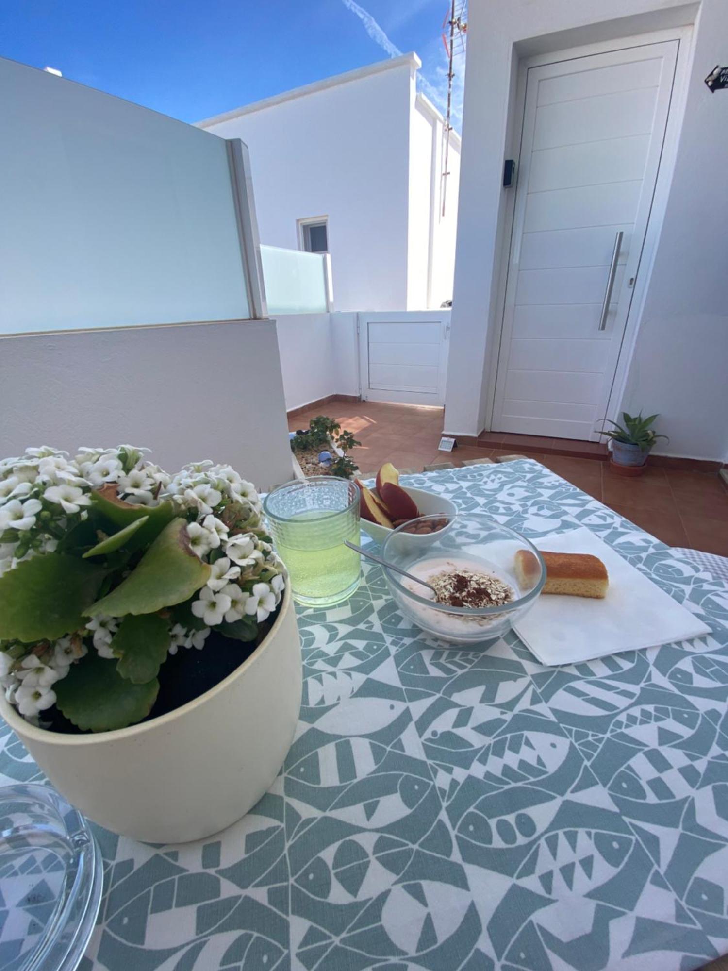 Hotel Mivida à San Bartolomé Extérieur photo